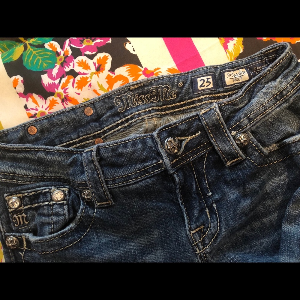 Miss Me Jeans - Picture 2 of 2